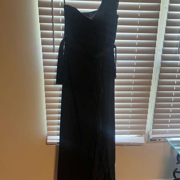 Vera Wang size 14 - Picture 2 of 4
